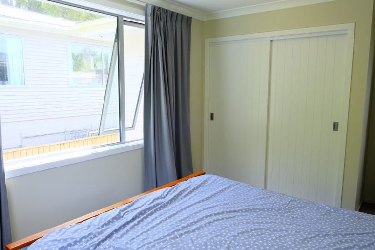 Photo of property in 102u3 Chester Road, Tawa, Wellington, 5028