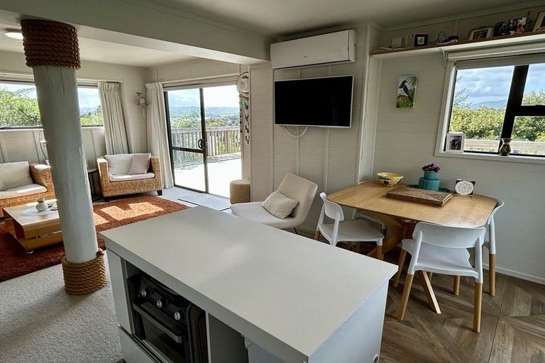Photo of property in 19 Bay View Road, Raglan, 3225