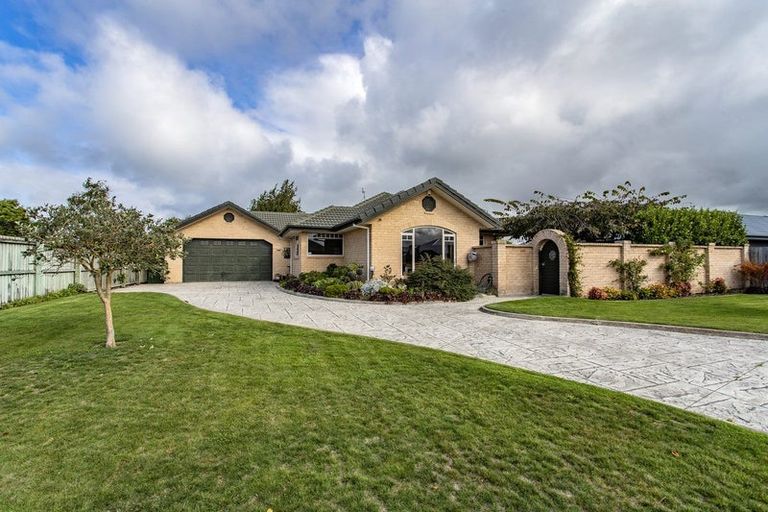 Photo of property in 17 Chester Street, Kaiapoi, 7630