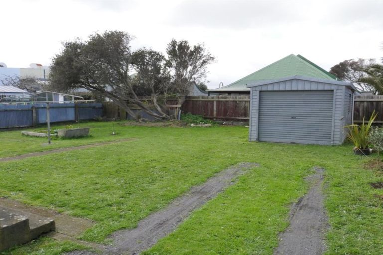 Photo of property in 54 Vogel Street, Hawera, 4610