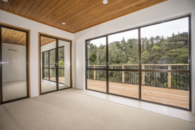 Photo of property in 33 Homewood Place, Chatswood, Auckland, 0626