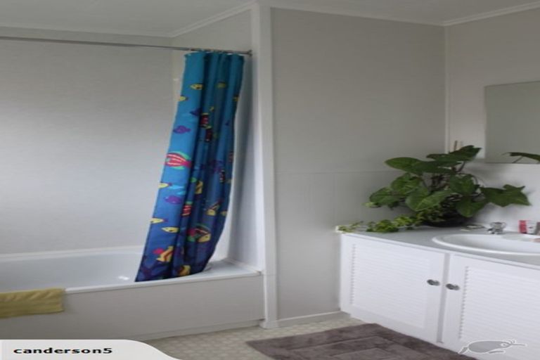 Photo of property in 1/239 Carrington Street, Vogeltown, New Plymouth, 4310