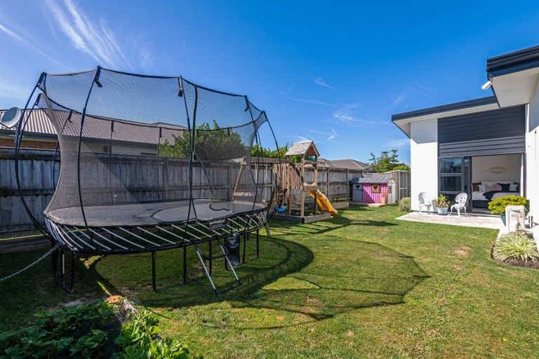 Photo of property in 8 Cherry Place, Feilding, 4702