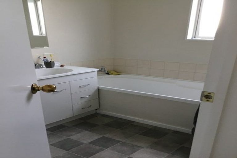 Photo of property in 42 Tabart Street, Woolston, Christchurch, 8023