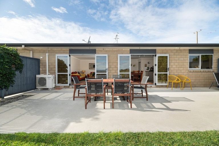 Photo of property in 112r Waikite Road, Welcome Bay, Tauranga, 3175