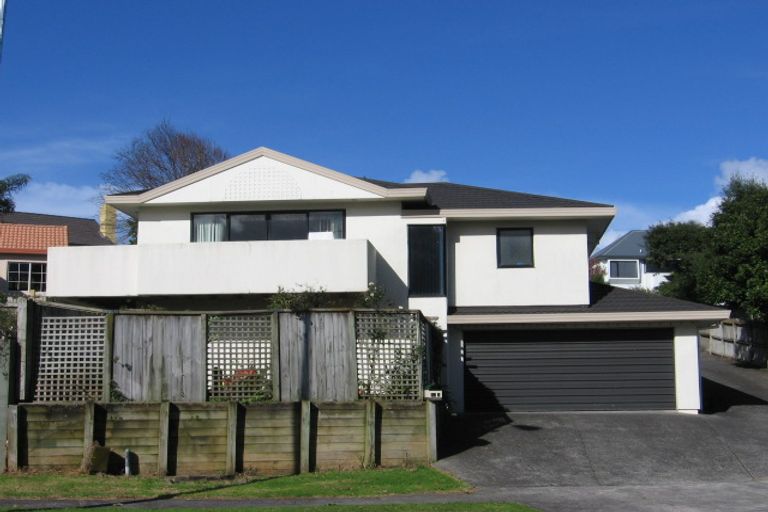 Photo of property in 2/83 Eugenia Rise, Totara Heights, Auckland, 2105