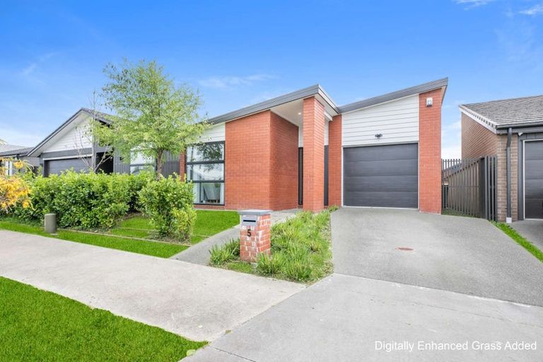 Photo of property in 5 Roslyn Farm Street, Ramarama, 2579