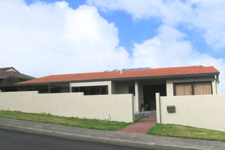 Photo of property in 8 Ramphal Terrace, Khandallah, Wellington, 6035