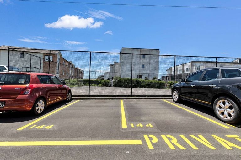 Photo of property in St Claire Village, 144/172 Mcleod Road, Te Atatu South, Auckland, 0610