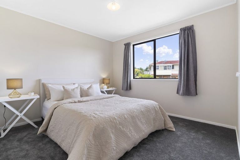 Photo of property in 67 Sunvue Road, Glen Eden, Auckland, 0602