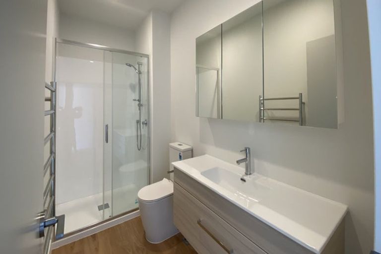 Photo of property in 588c Te Atatu Road, Te Atatu Peninsula, Auckland, 0610