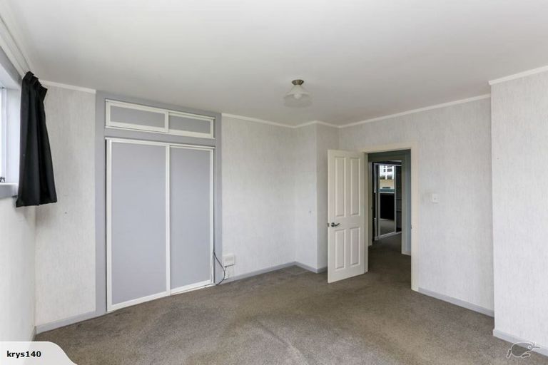 Photo of property in 60 Tukapa Street, Westown, New Plymouth, 4310