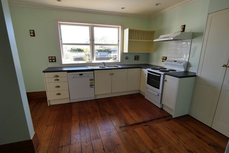 Photo of property in 29 Roulston Street, Pukekohe, 2120