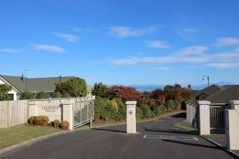 Photo of property in 6 Lakeridge Close, Rangatira Park, Taupo, 3330