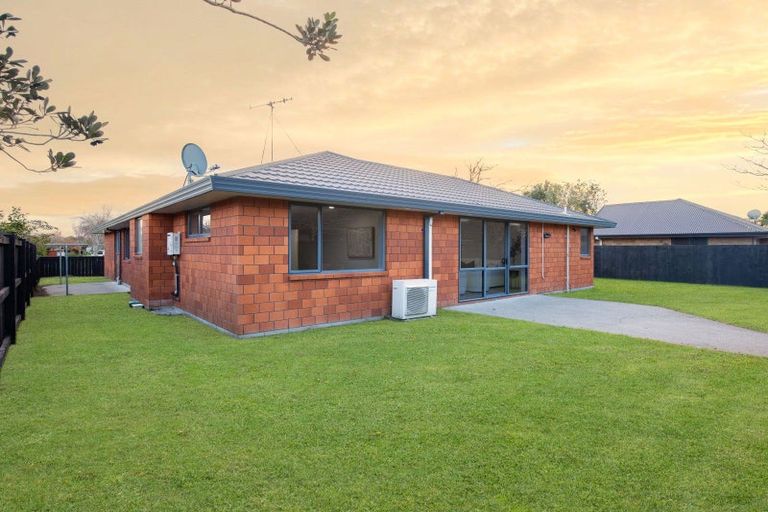 Photo of property in 5 Chancery Close, Hamilton East, Hamilton, 3216