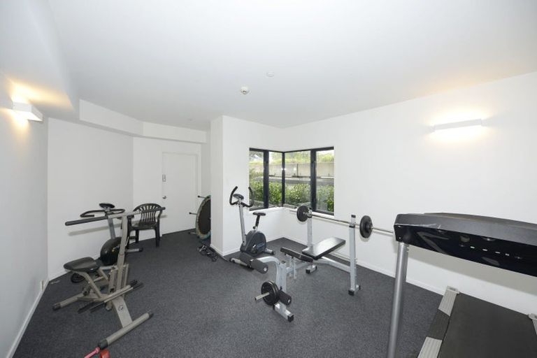 Photo of property in Gloucester Towers, 2/28 Gloucester Street, Christchurch Central, Christchurch, 8013