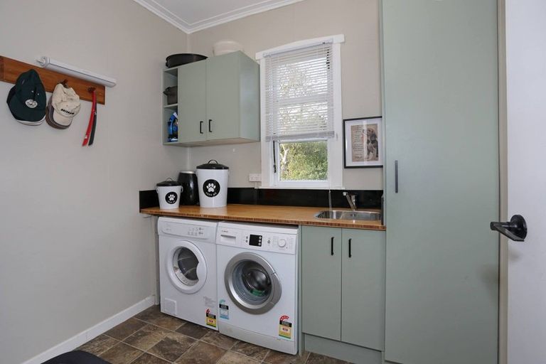 Photo of property in 61 Skerman Street, Marton, 4710