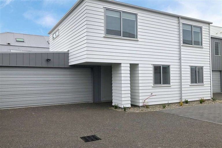 Photo of property in 1/368 Hereford Street, Linwood, Christchurch, 8011