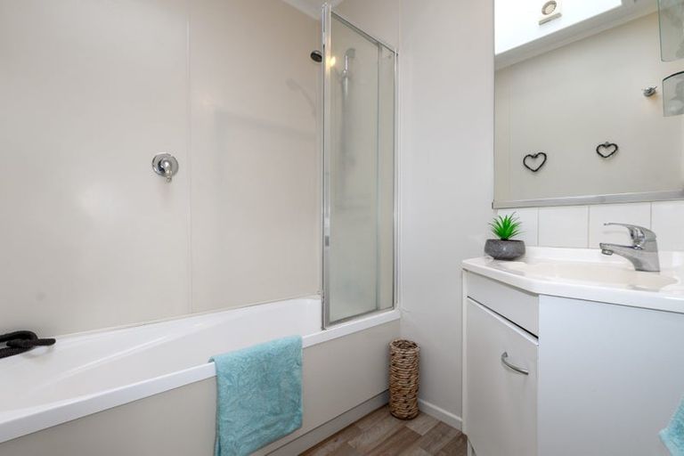 Photo of property in 2 Lumsden Street, Greerton, Tauranga, 3112