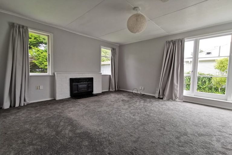 Photo of property in 8 Heath Street, Wainuiomata, Lower Hutt, 5014