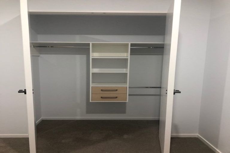 Photo of property in 42 Matahae Drive, Flat Bush, Auckland, 2019