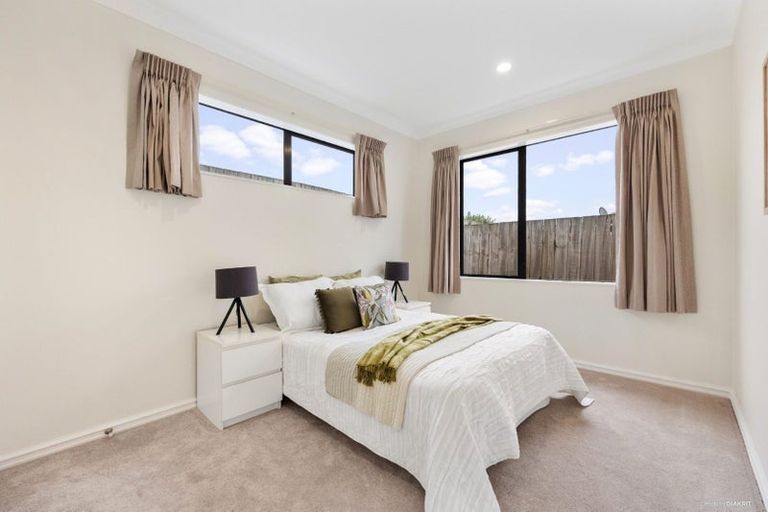 Photo of property in 1 Askerne Drive, Flat Bush, Auckland, 2016