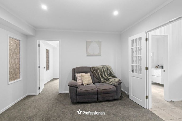 Photo of property in 14 Matuhi Street, Tirohanga, Lower Hutt, 5010