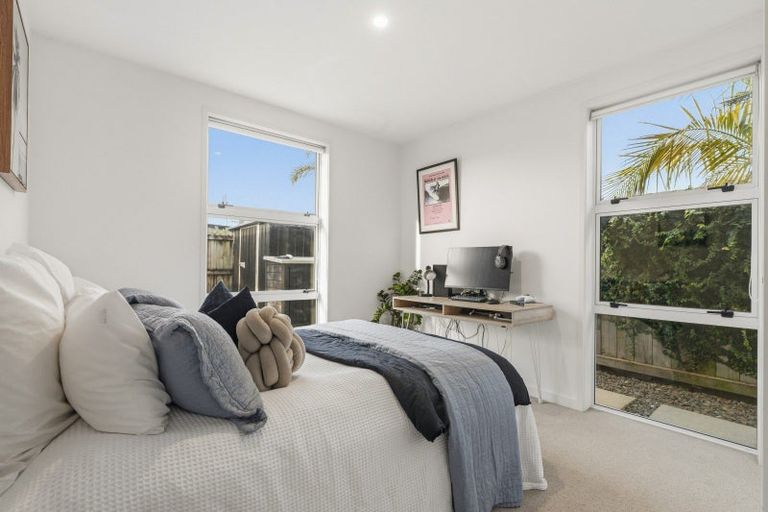 Photo of property in 25 Coutts Street, Papamoa Beach, Papamoa, 3118