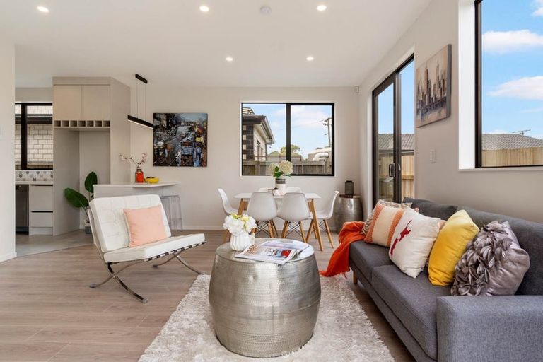 Photo of property in 1/2 Miami Street, Mangere East, Auckland, 2024
