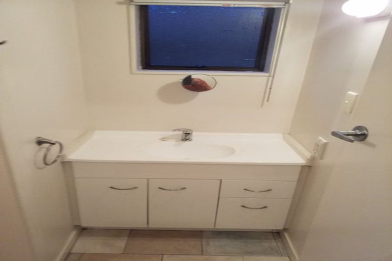 Photo of property in 135 Victoria Street, Cambridge, 3434