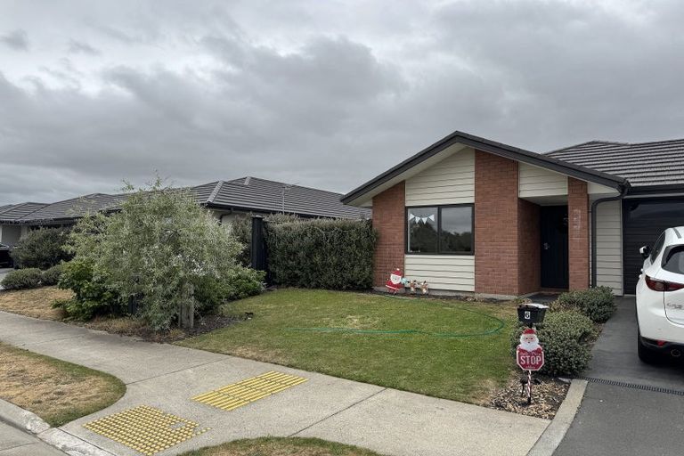 Photo of property in 6 Hartford Crescent, Rolleston, 7615