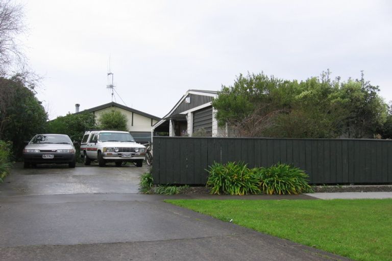 Photo of property in 43 Peppertree Glade, Kelvin Grove, Palmerston North, 4414
