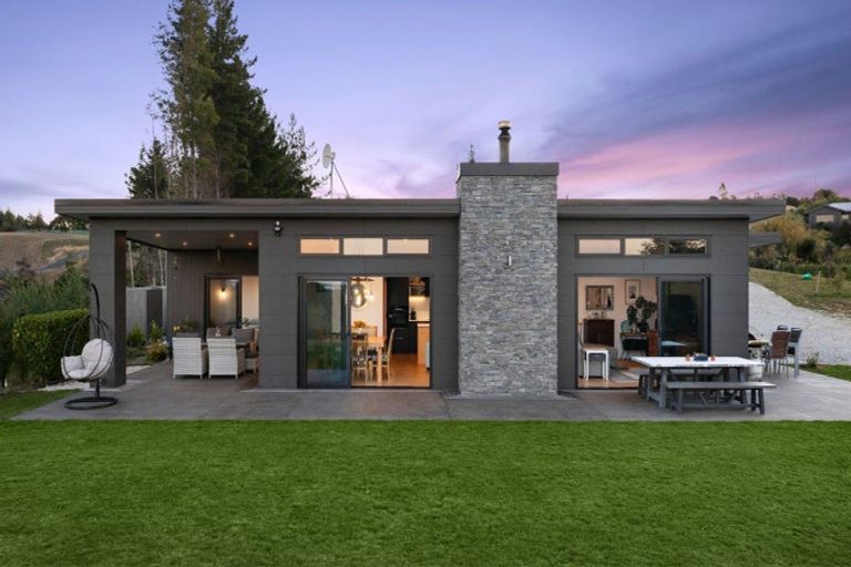 Photo of property in 12 Harley Ridge, Tasman, Upper Moutere, 7175