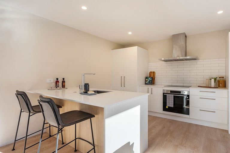 Photo of property in 13 Gillespie Street, Lake Hawea, 9382