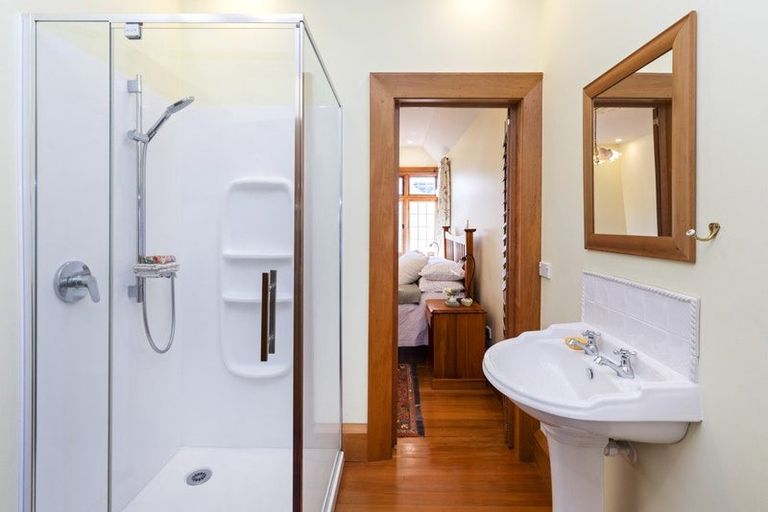 Photo of property in 39 Holly Road, St Albans, Christchurch, 8014