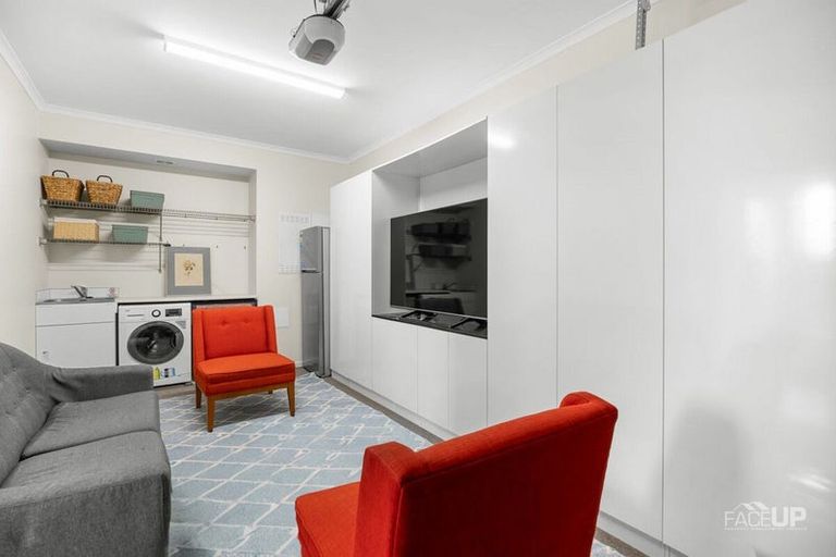 Photo of property in 21 Grey Warbler Road, Hobsonville, Auckland, 0616