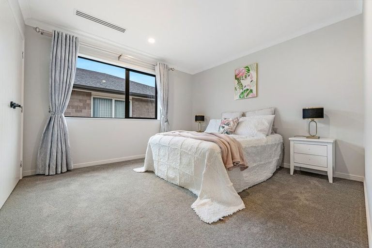 Photo of property in 11 Castlebane Drive, Flat Bush, Auckland, 2019