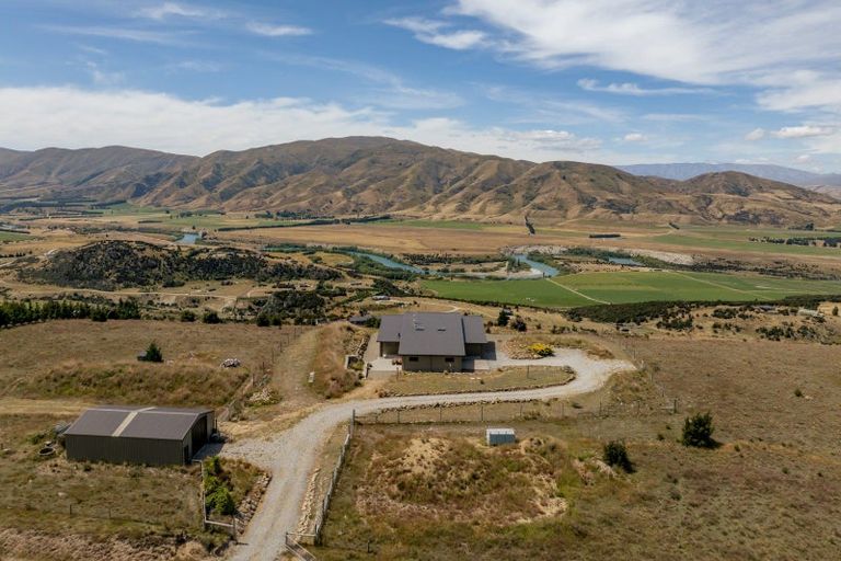 Photo of property in 51 Westreca Ridge Lane, Queensberry, Cromwell, 9383