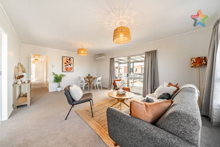 Photo of property in 51 Olive Terrace, Paraparaumu Beach, Paraparaumu, 5032