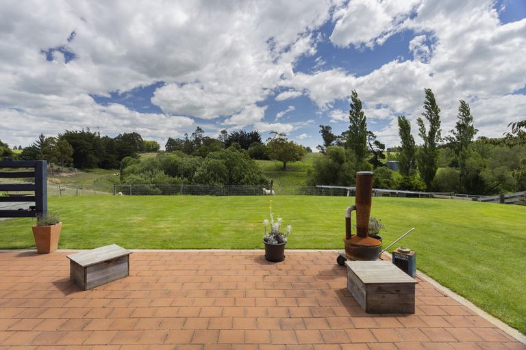 Photo of property in 18 Blue Stone Drive, Waiareka Junction, Oamaru, 9401