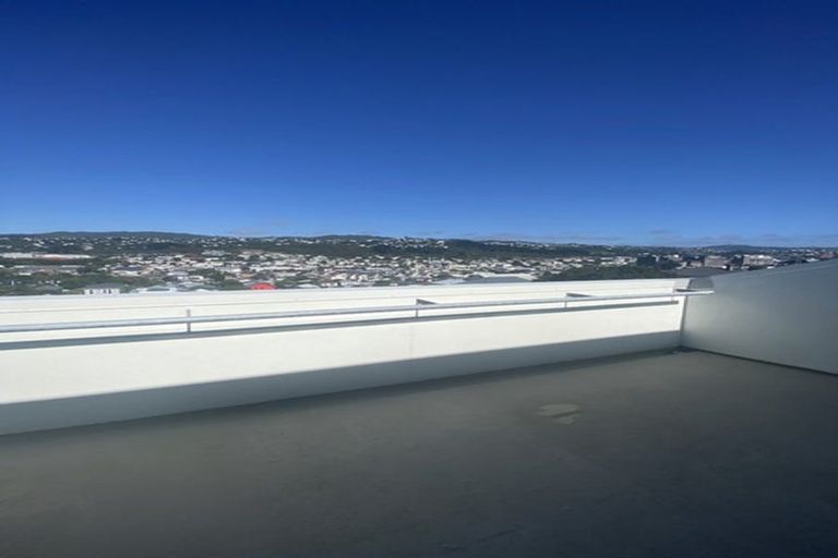 Photo of property in Coromandel Heights, 3/111 Coromandel Street, Newtown, Wellington, 6021