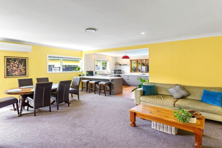 Photo of property in 6 Kohekohe Road, Waikanae, 5036