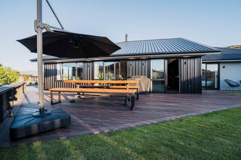 Photo of property in 5 Tahi Street, Albert Town, Wanaka, 9305