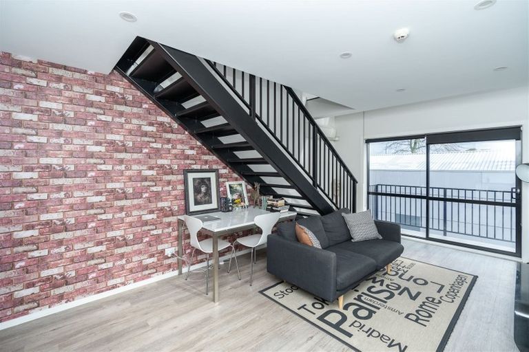 Photo of property in 110/2u Village Quarter Lane, Frankton, Hamilton, 3204