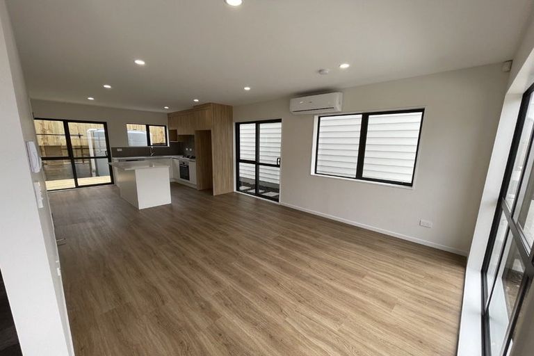 Photo of property in 11b Regency Place, Sunnynook, Auckland, 0632