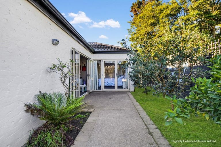 Photo of property in 15a Manawatu Street, Hokowhitu, Palmerston North, 4410