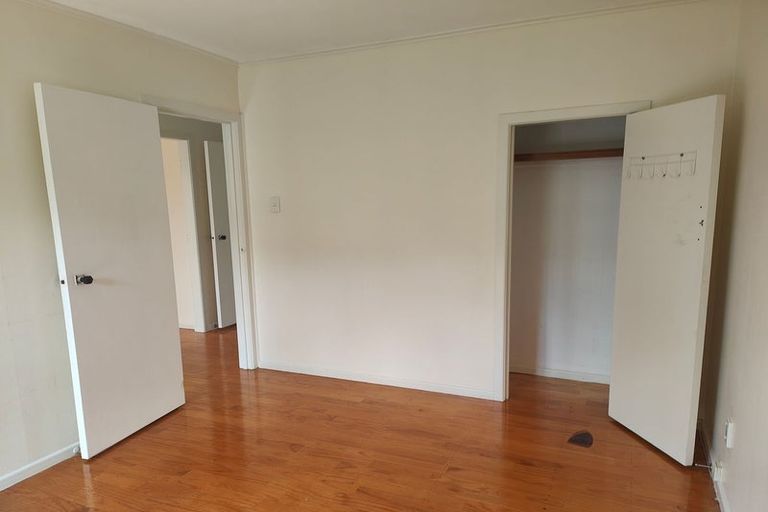 Photo of property in 38 Durham Street, Te Atatu Peninsula, Auckland, 0610