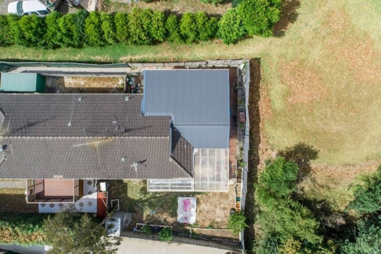 Photo of property in 2/55 Ennis Avenue, Pakuranga Heights, Auckland, 2010