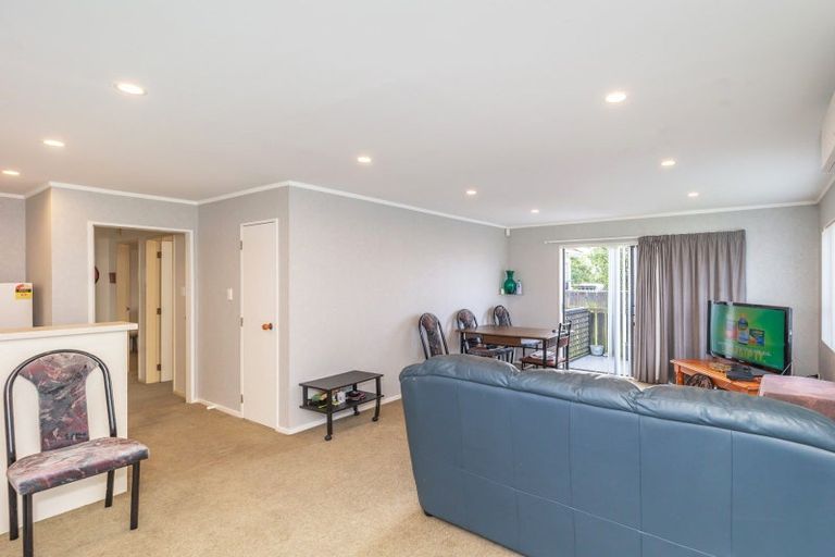 Photo of property in 163 Bartholomew Road, Levin, 5510
