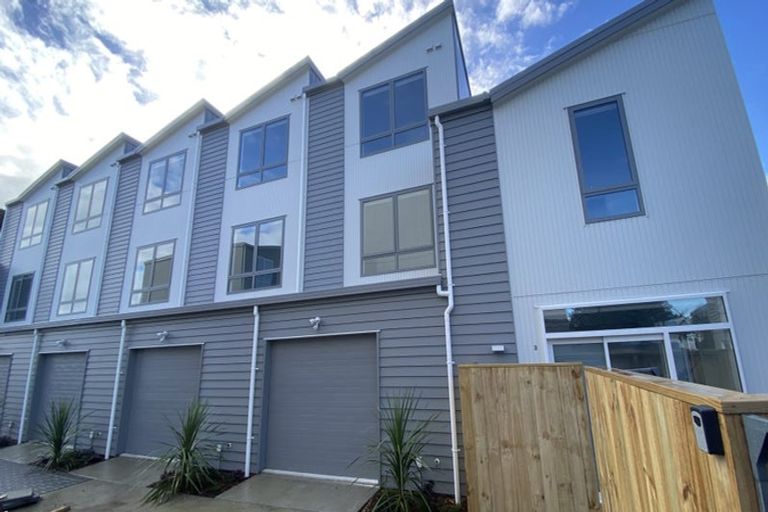 Photo of property in 588b Te Atatu Road, Te Atatu Peninsula, Auckland, 0610